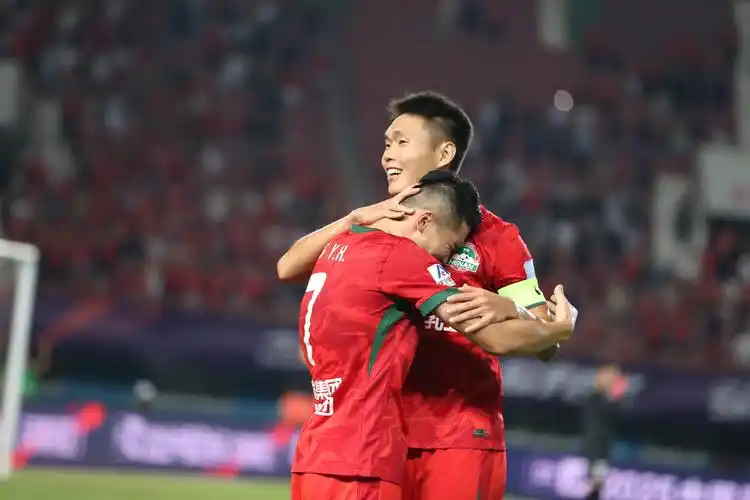 足协杯钟义浩刘家辉双响炮，河南队2-0胜江西引转会暗流