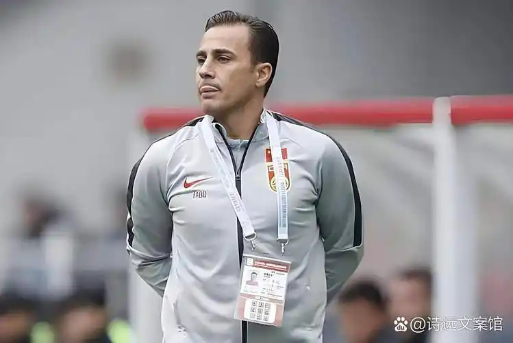 执教梦之队+点餐福利：新赛季主帅候选的“人情味”转会暗战